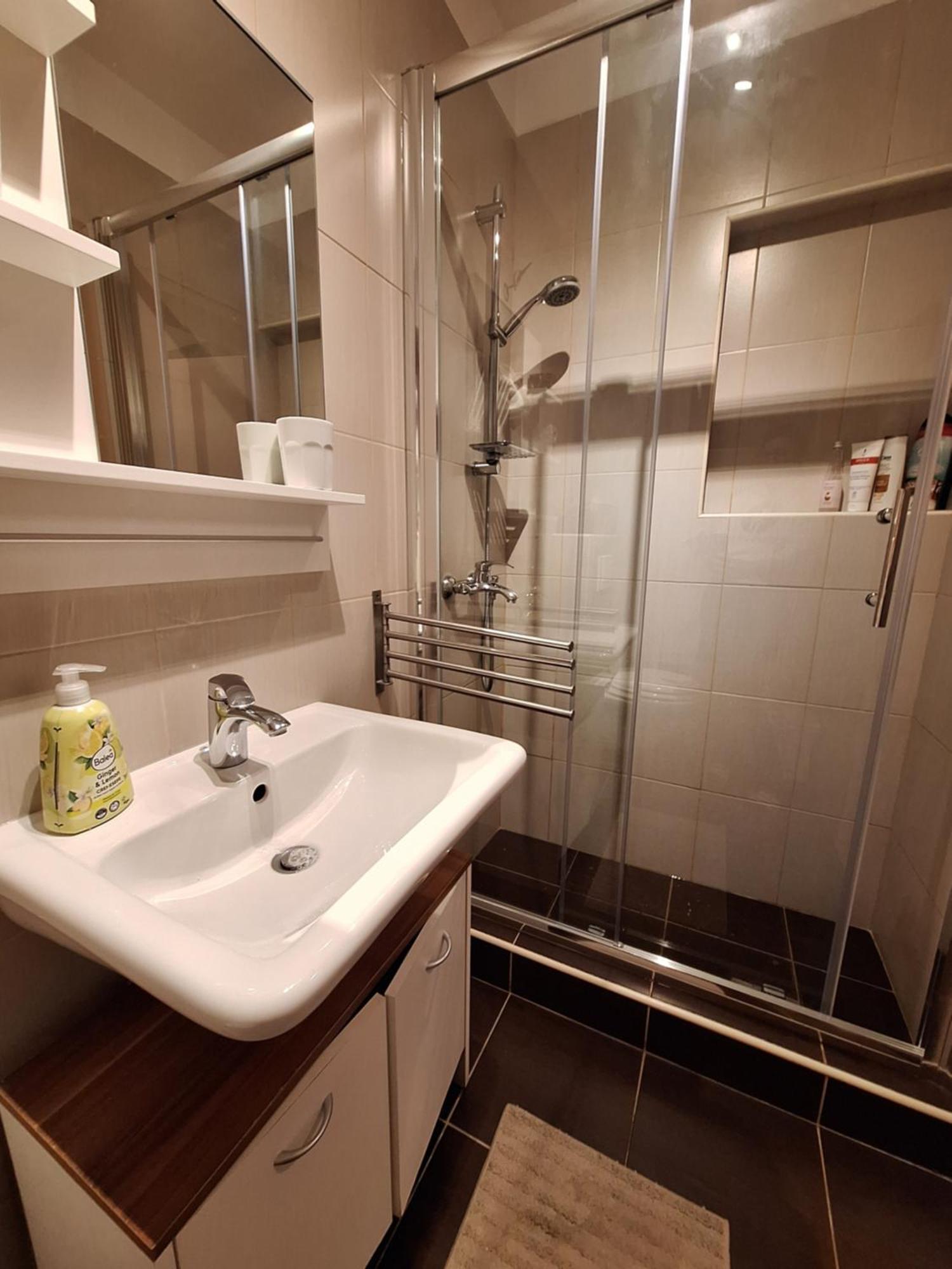 Modern Apartment In פורץ מראה חיצוני תמונה